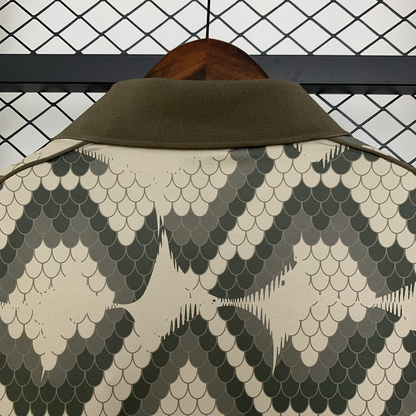 Camisola Bayern Munich Edição Especial  - 25/26