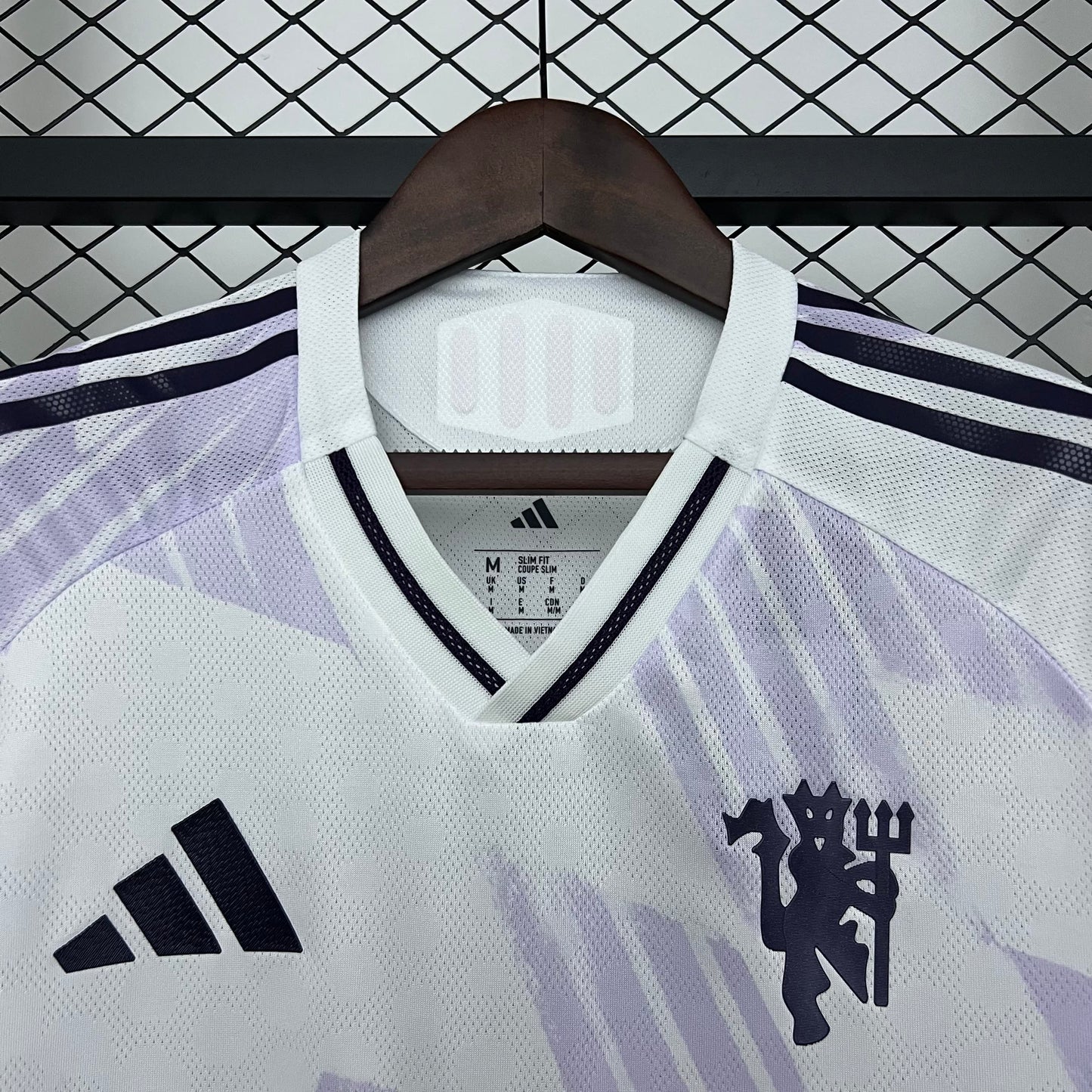 Camisola Manchester United Away - 25/26