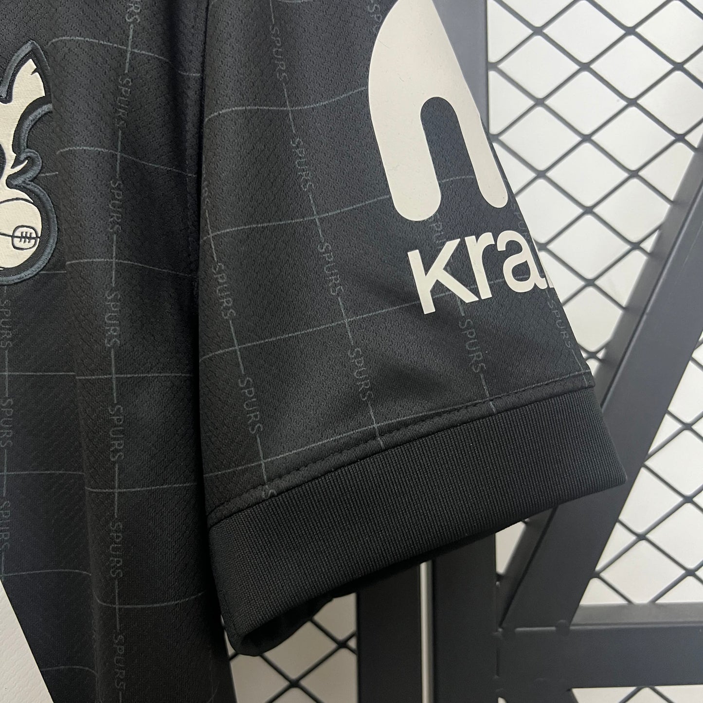 Camisola Tottenham Away - 25/26