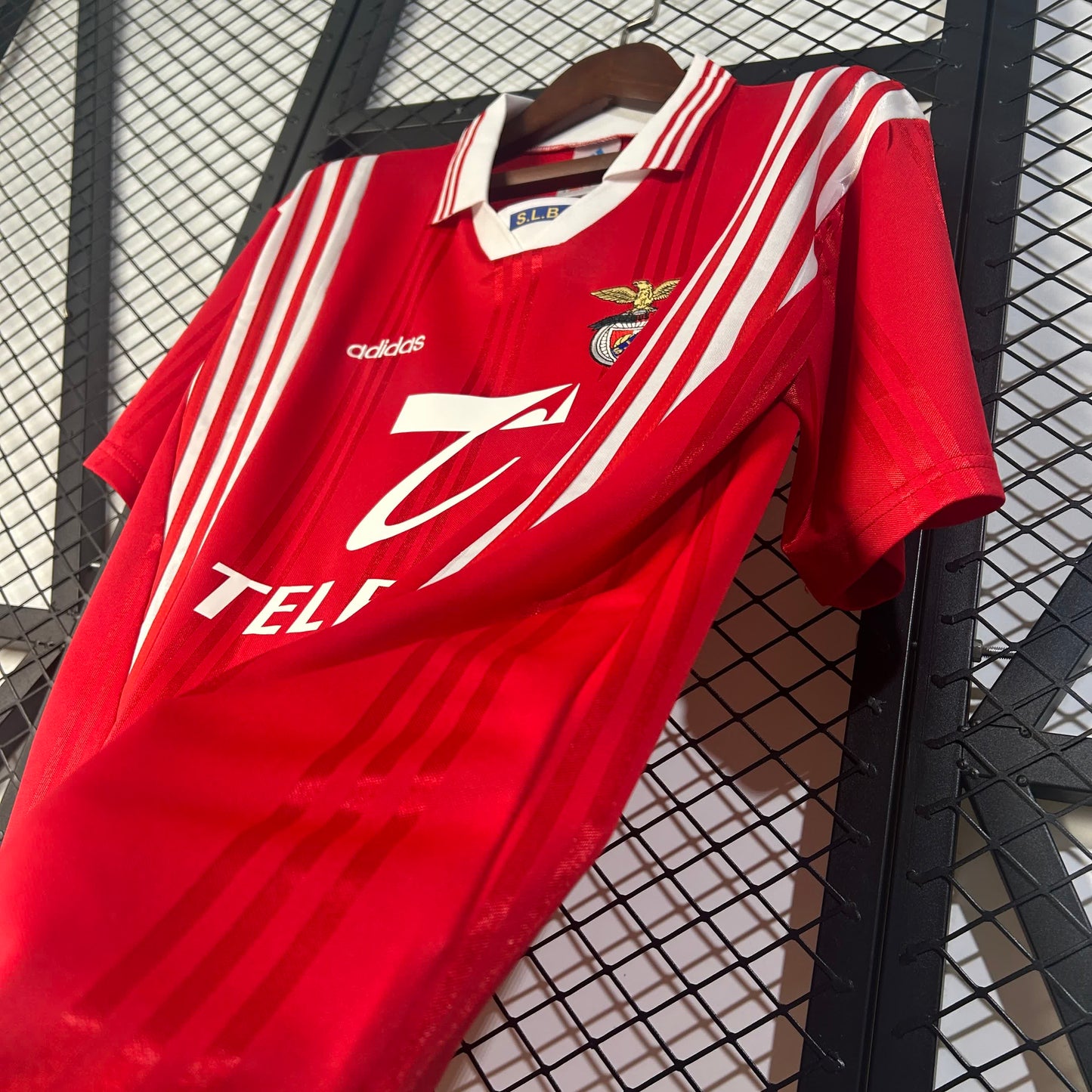 Camisola Retro SL Benfica - 97/98