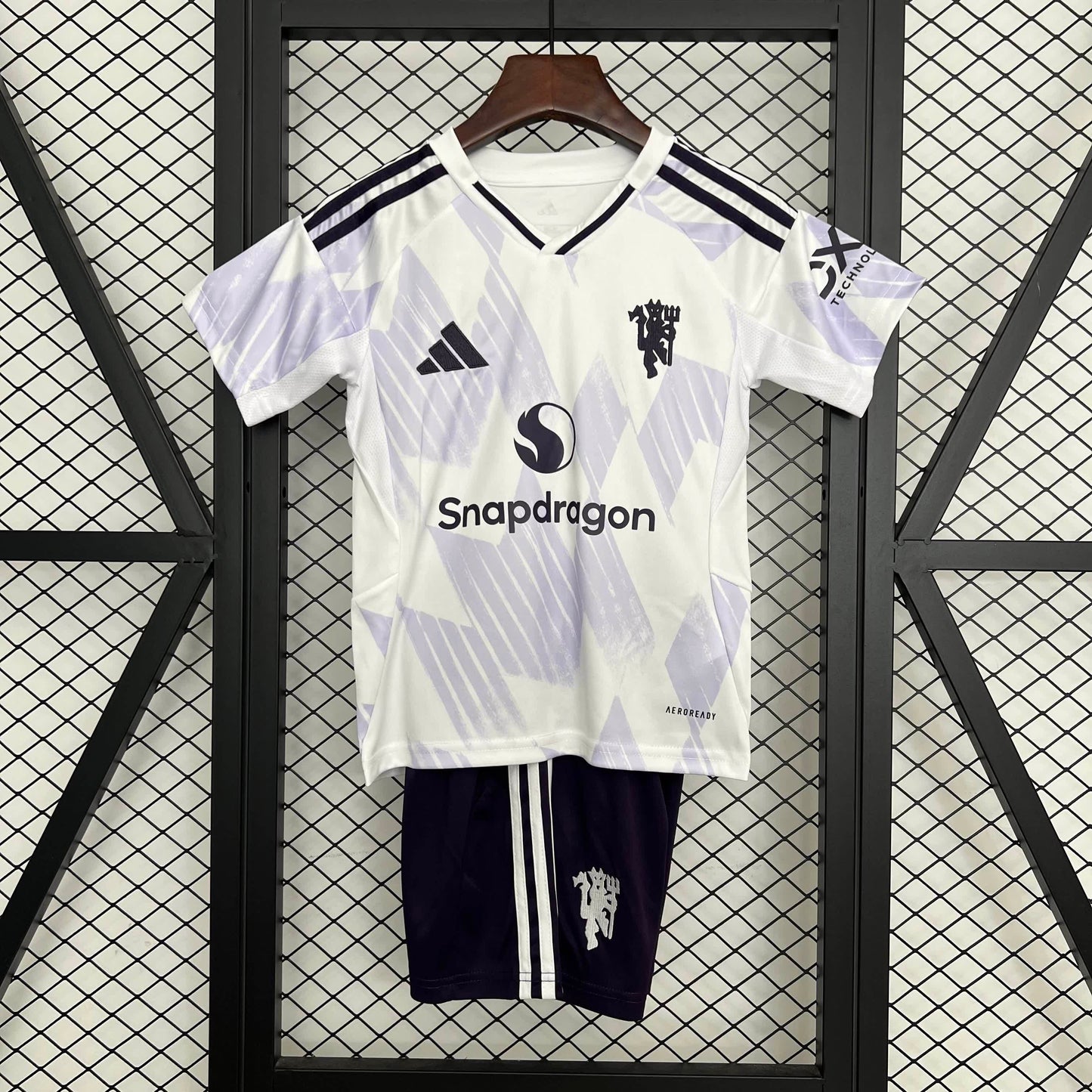 Kit Criança - Manchester United II 25/26