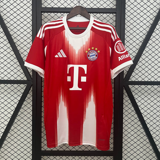 Camisola Bayern Munich - 25/26